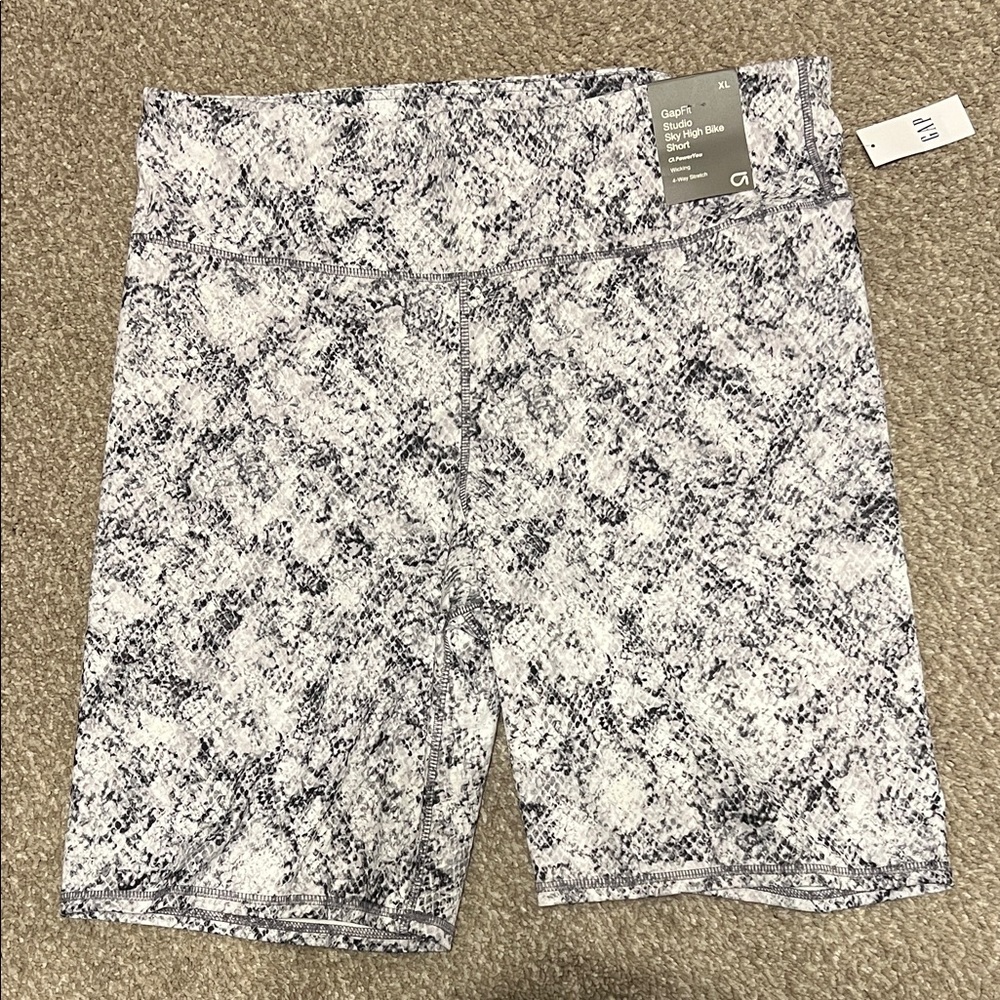 GAP Gray Snakeskin Athletic Shorts